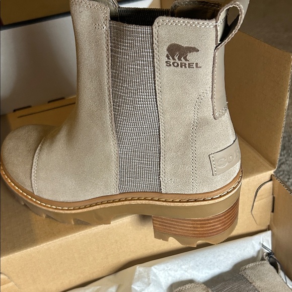 Sorel Joan Now Chelsea Taupe Boots - Picture 8 of 9